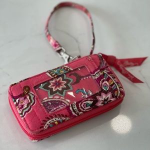 Vera Bradley Wristlet ❤️